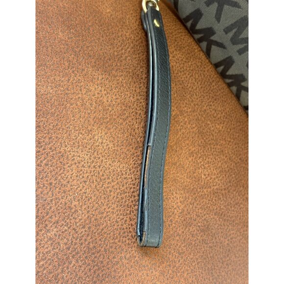 Michael Kors Jet Set Travel Continental Black Logo Wristlet Wallet - Picture 5 of 9